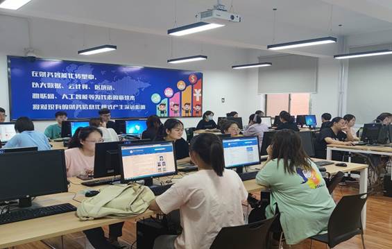 说明: C:\Users\Administrator\Desktop\2021新资料\升达公司税法竞赛总结及图片\升达员工答题现场3.png